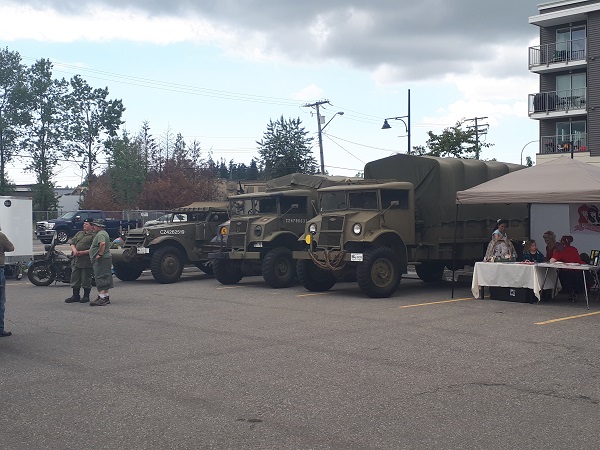 3 Military Trucks